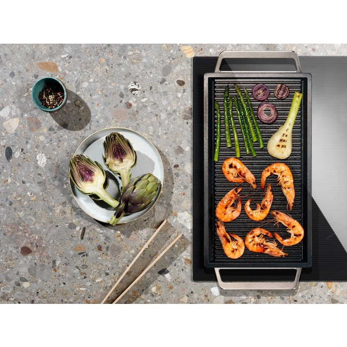 Płyta indukcyjna ELECTROLUX LIV63431BW biała - zdjęcie 3