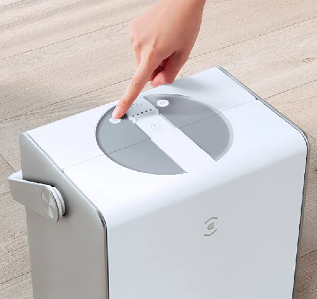 Robot do mycia okien Ecovacs Winbot W2 OMNI (biały) - zdjęcie 6