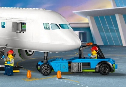 LEGO City 60367 Samolot pasażerski - zdjęcie 8