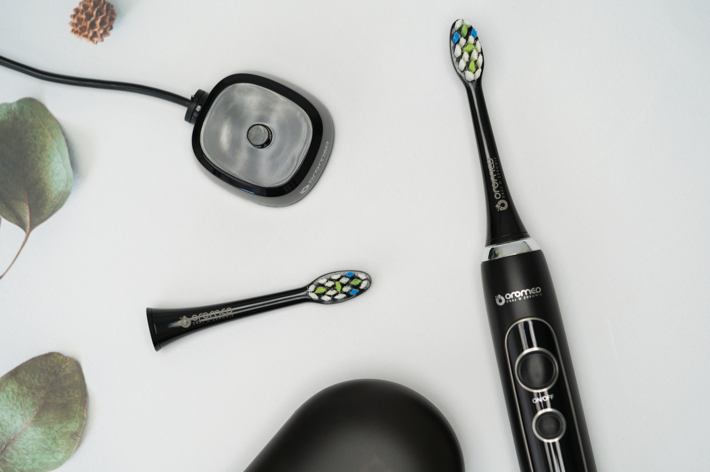 Szczoteczka soniczna OROMED ORO SONIC NEXT BLACK - zdjęcie 3