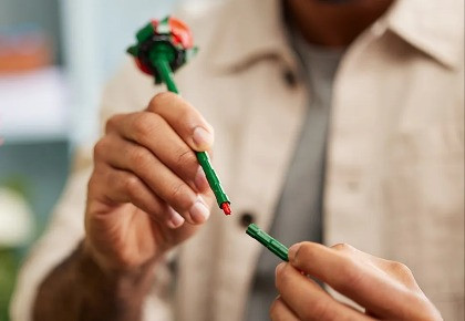 LEGO Icons 10328 Bukiet róż - zdjęcie 5