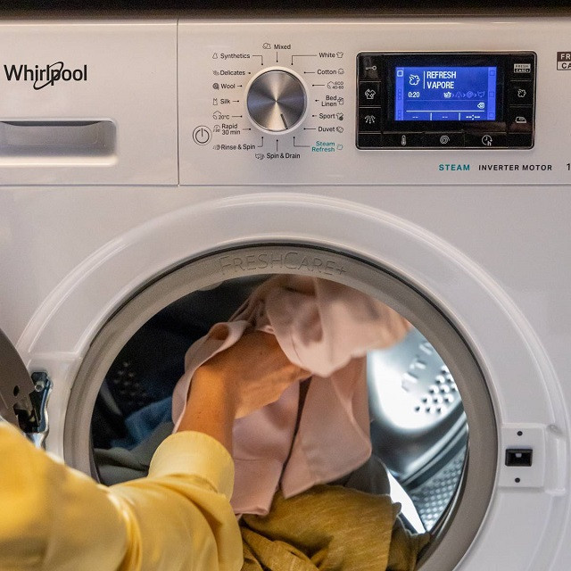 Pralko-suszarka WHIRLPOOL FFWDB 864349 BV EE - zdjęcie 3