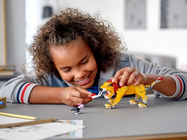 LEGO Creator 31112 Dziki lew - zdjęcie 4