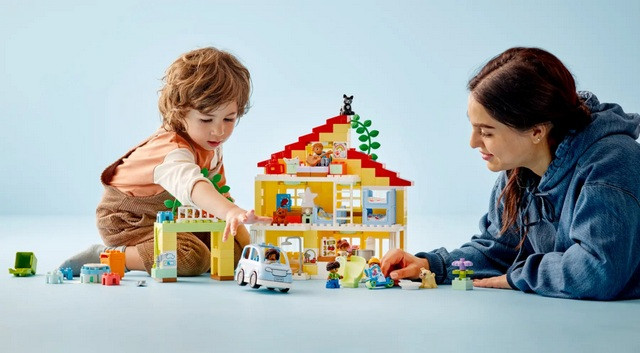 LEGO DUPLO Town 10994 Dom rodzinny 3 w 1 - zdjęcie 9