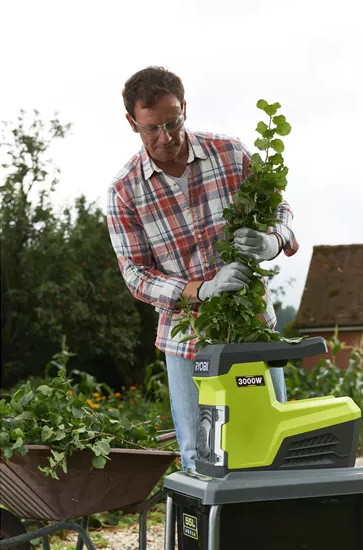 Rozdrabniacz gałęzi RYOBI RSH3045U 3000W 55L - zdjęcie 1