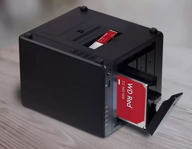Dysk SSD WD Red SN700 WDS250G1R0C (250 GB ; M.2; PCIe NVMe 3.0 x4) - zdjęcie 3