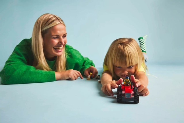 LEGO CITY 60461 Czerwony traktor z przyczepą i owcą - zdjęcie 3