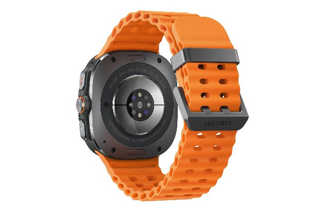 Smartwatch Samsung Galaxy Watch Ultra LTE L705 (47mm) Grey - zdjęcie 2
