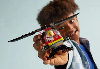 LEGO City 60411 Strażacki helikopter ratunkowy - zdjęcie 4