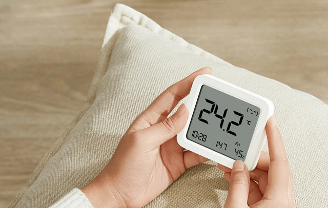 Czujnik temperatury i wilgotności Xiaomi Smart Temperature and Humidity Monitor 3 - zdjęcie 2