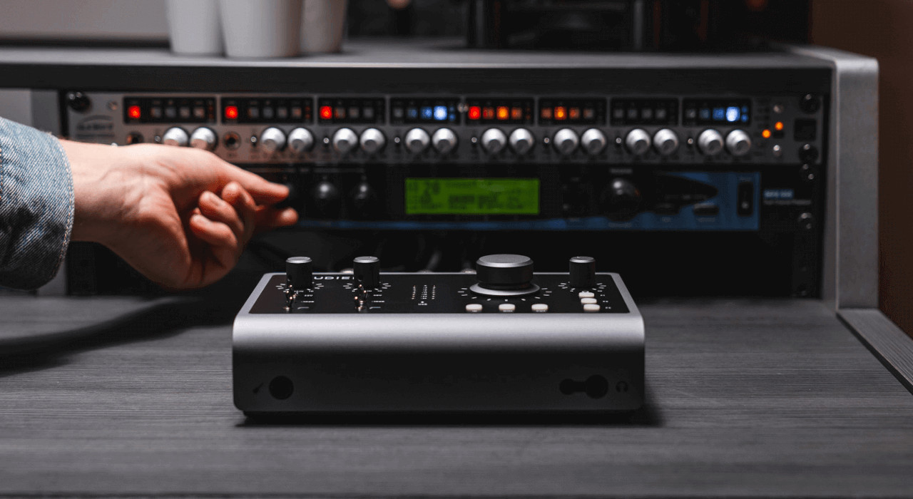 Audient iD24 - Interfejs audio USB 10x14 - zdjęcie 6