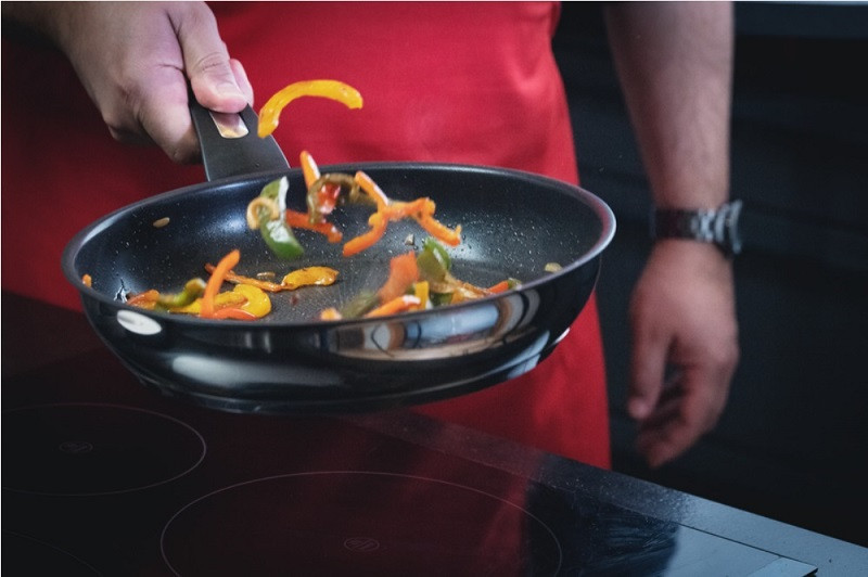 Patelnia wok TEFAL Emotion 26 cm E30077 - zdjęcie 2
