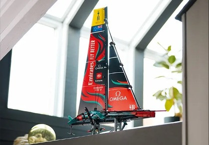 LEGO TECHNIC 42174 Emirates Team New Zealand AC75 Yacht - zdjęcie 5