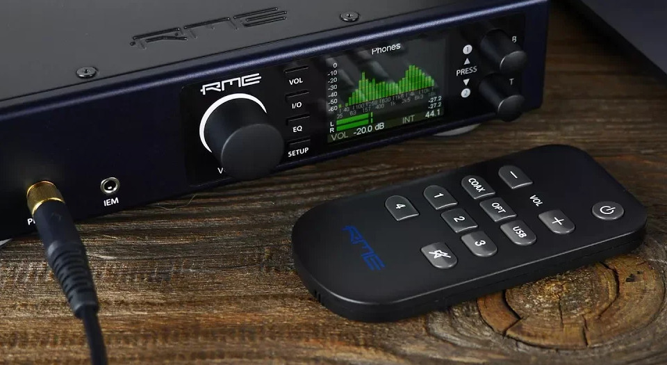 RME ADI-2 DAC FS - Referencyjny przetwornik D/A, 32-bity/768kHz - zdjęcie 3