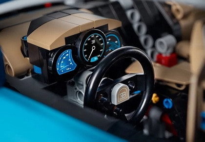 LEGO Technic 42083 Bugatti Chiron - zdjęcie 5