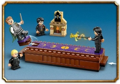 LEGO HARRY POTTER 76441 Zamek Hogwart: Klub pojedynków - zdjęcie 3