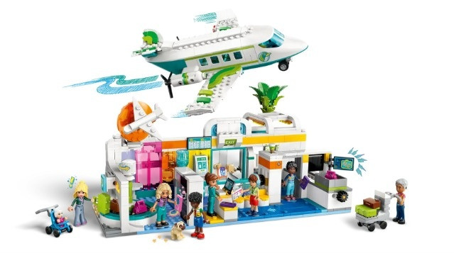 LEGO Friends 42656 Samolot i lotnisko w mieście Heartlake - zdjęcie 2