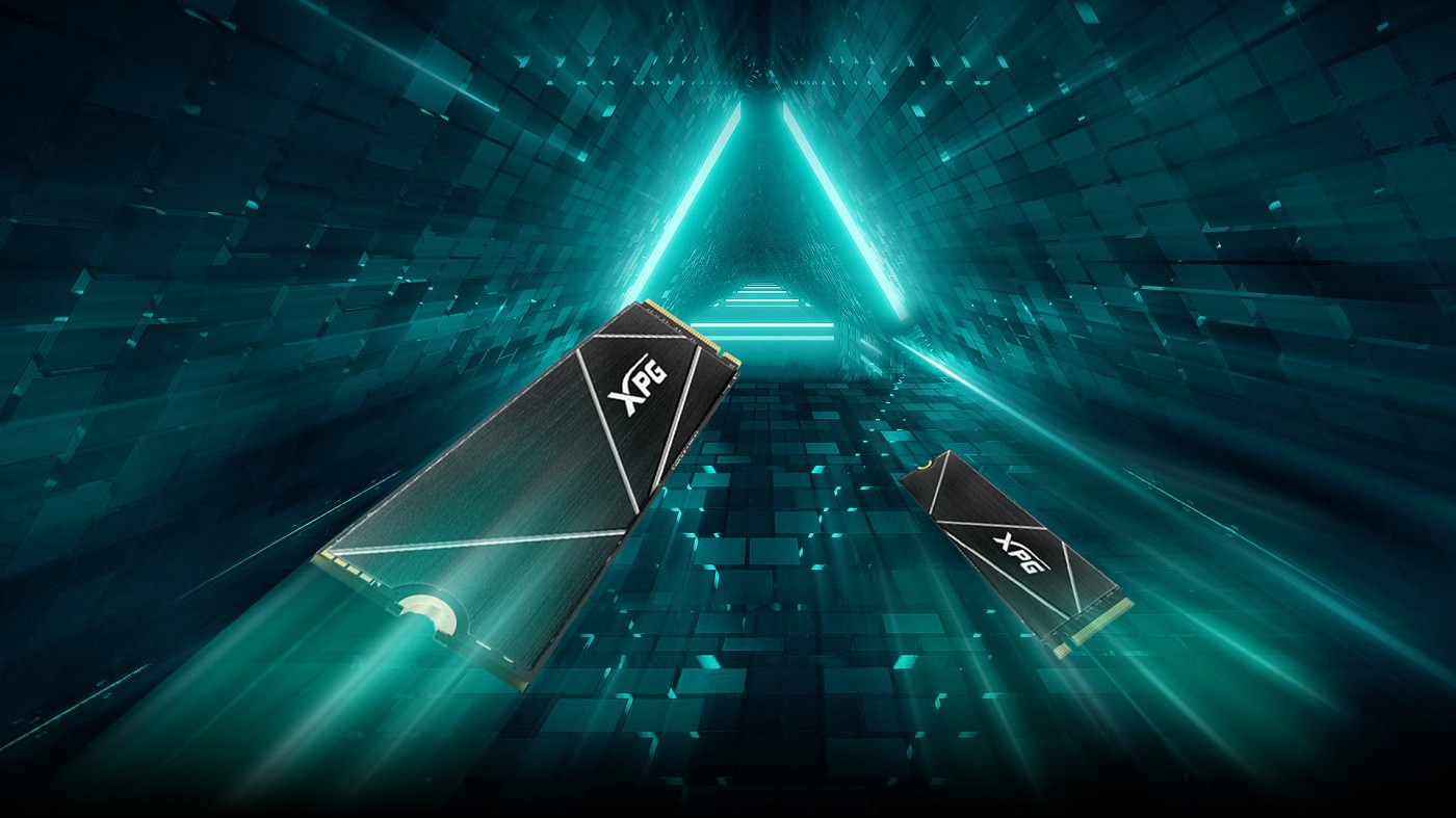 ADATA SSD XPG GAMMIX S70 Blade 8 TB M.2 PCIE - zdjęcie 1