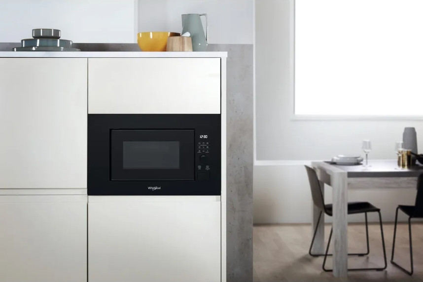 Kuchenka mikrofalowa WHIRLPOOL WMF200G - zdjęcie 1