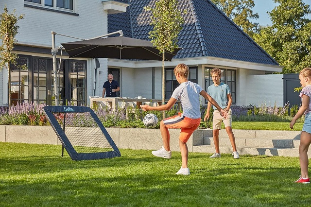 Rebounder - trenażer Salta Motion 124 x 124 cm - zdjęcie 2