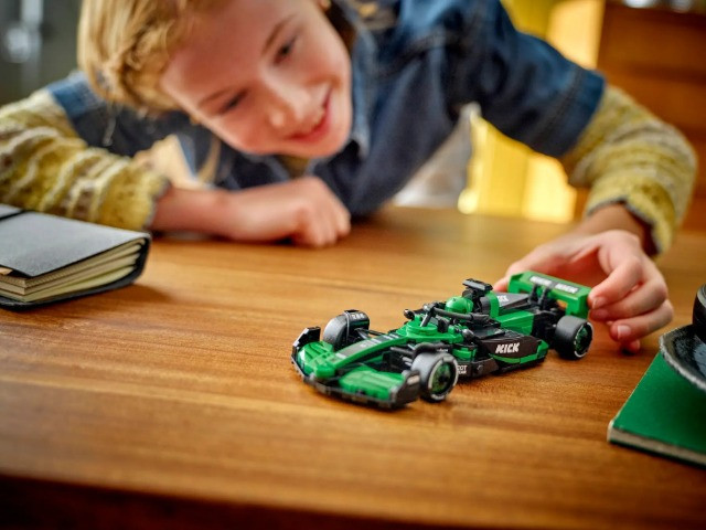 LEGO Speed Champions 77247 Bolid F1® KICK Sauber Team C44 - zdjęcie 6