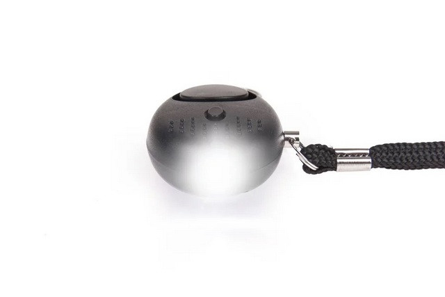 Alarm osobisty GUARD Scorpion z latarką LED, czarny, syrena 120dB (YC-003-BL) - zdjęcie 3