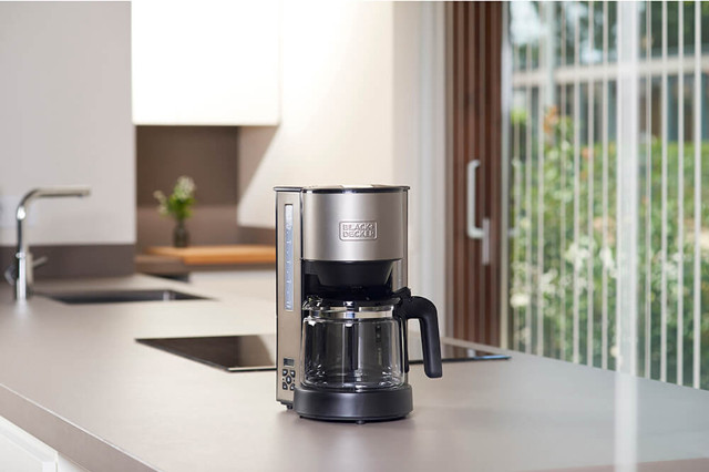 Ekspres przelewowy Black+Decker BXCO1000E - zdjęcie 1