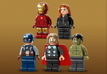 LEGO MARVEL SUPER HEROES 76313 Logo MARVEL z minifigurkami - zdjęcie 4