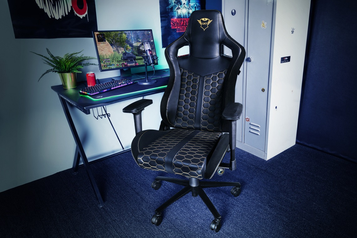 Fotel gamingowy TRUST GXT712 RESTO PRO CHAIR (23784) - zdjęcie 1