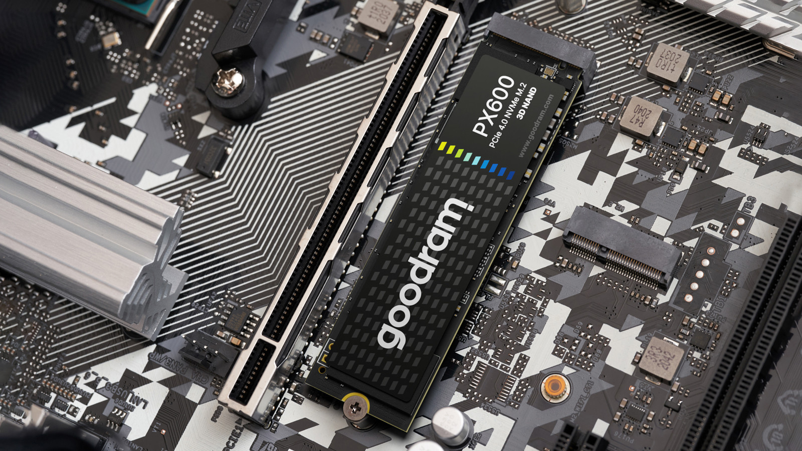 Dysk SSD Goodram PX600 1TB M.2 PCIe NVME gen. 4 x4 3D NAND - zdjęcie 3