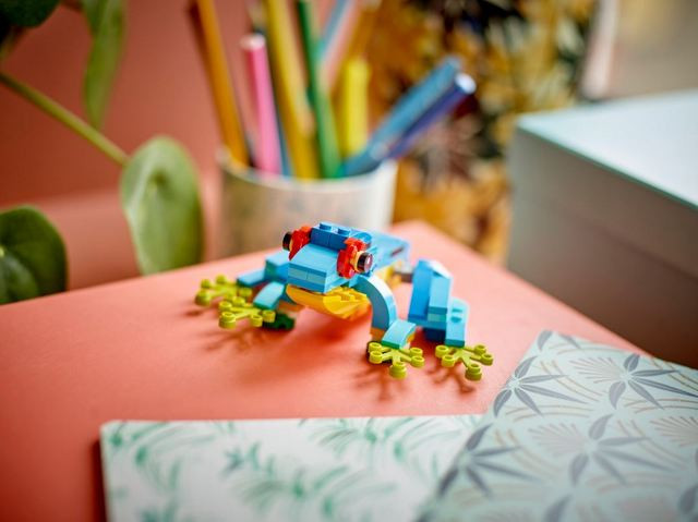 LEGO Creator 31136 Egzotyczna papuga - zdjęcie 4