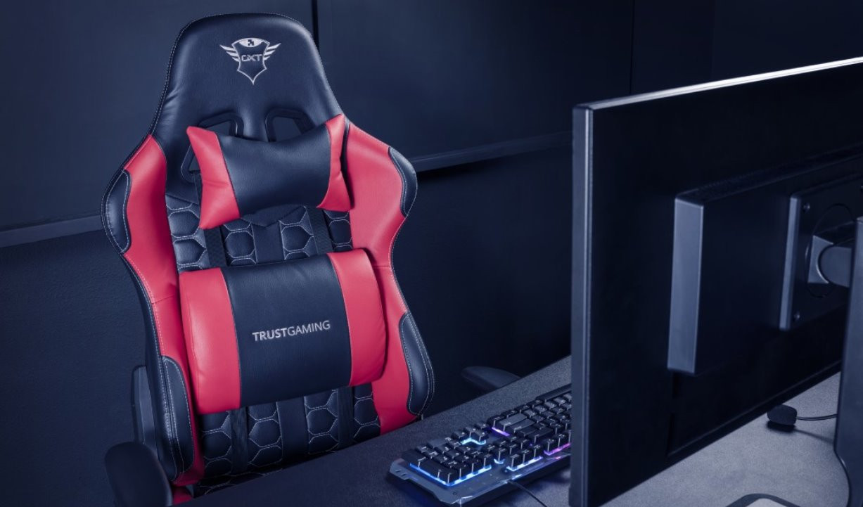 Fotel gamingowy TRUST GXT708 RESTO CHAIR BLACK (24436) - zdjęcie 1