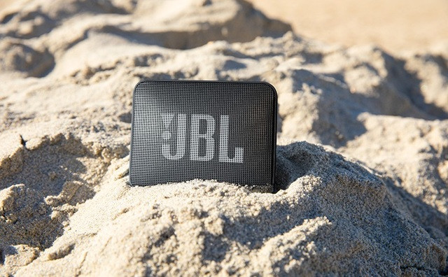 JBL GO ESSENTIAL 2 BLK głośnik przenośny BT czarny - zdjęcie 2