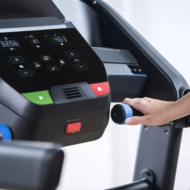 Bieżnia elektryczna HORIZON FITNESS T202-26 - zdjęcie 5