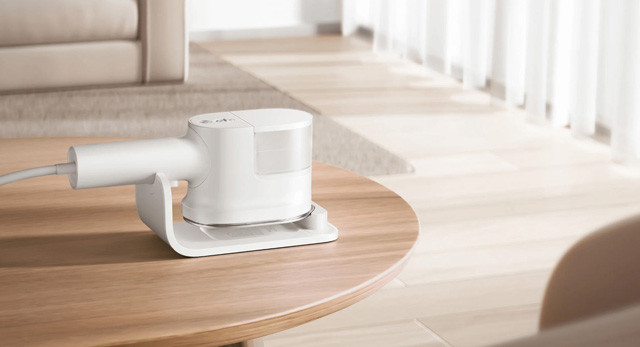 Żelazko parowe Xiaomi Handheld Steam Iron - zdjęcie 1