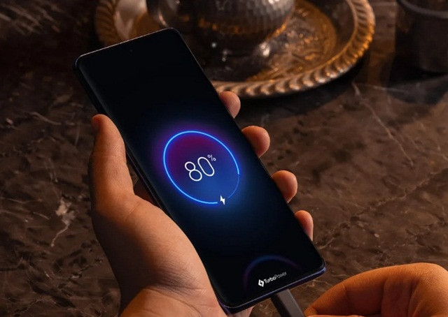 Motorola Edge 60 Pro 5G 12/512GB Shadow - zdjęcie 5