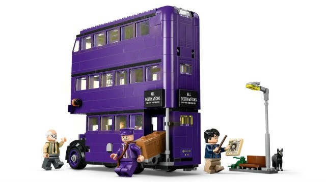 LEGO HARRY POTTER 76446 Przygoda na pokładzie Błędnego Rycerza - zdjęcie 2