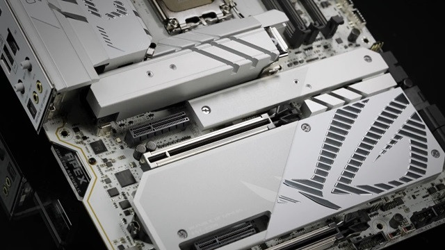 Płyta główna ASUS ROG MAXIMUS Z890 APEX (90MB1IP0-M0EAY0) - zdjęcie 25