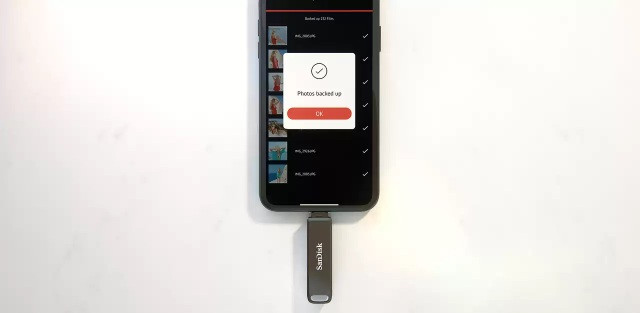 SANDISK FLASH iXpand LUXE 128GB USB-C Lightning - zdjęcie 4