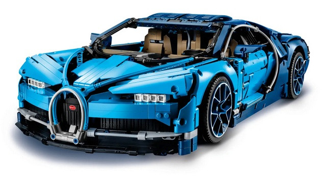 LEGO Technic 42083 Bugatti Chiron - zdjęcie 2