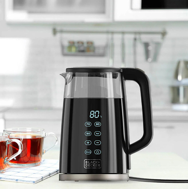 Czajnik elektryczny Black+Decker BXKE2206E - zdjęcie 3