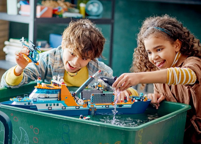 LEGO City 60368 Łódź badacza Arktyki - zdjęcie 9