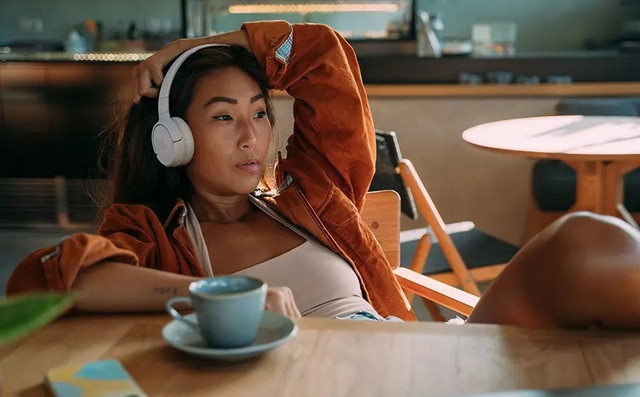 Słuchawki JBL TUNE 520 BT (white, bezprzewodowe, nauszne) - zdjęcie 2