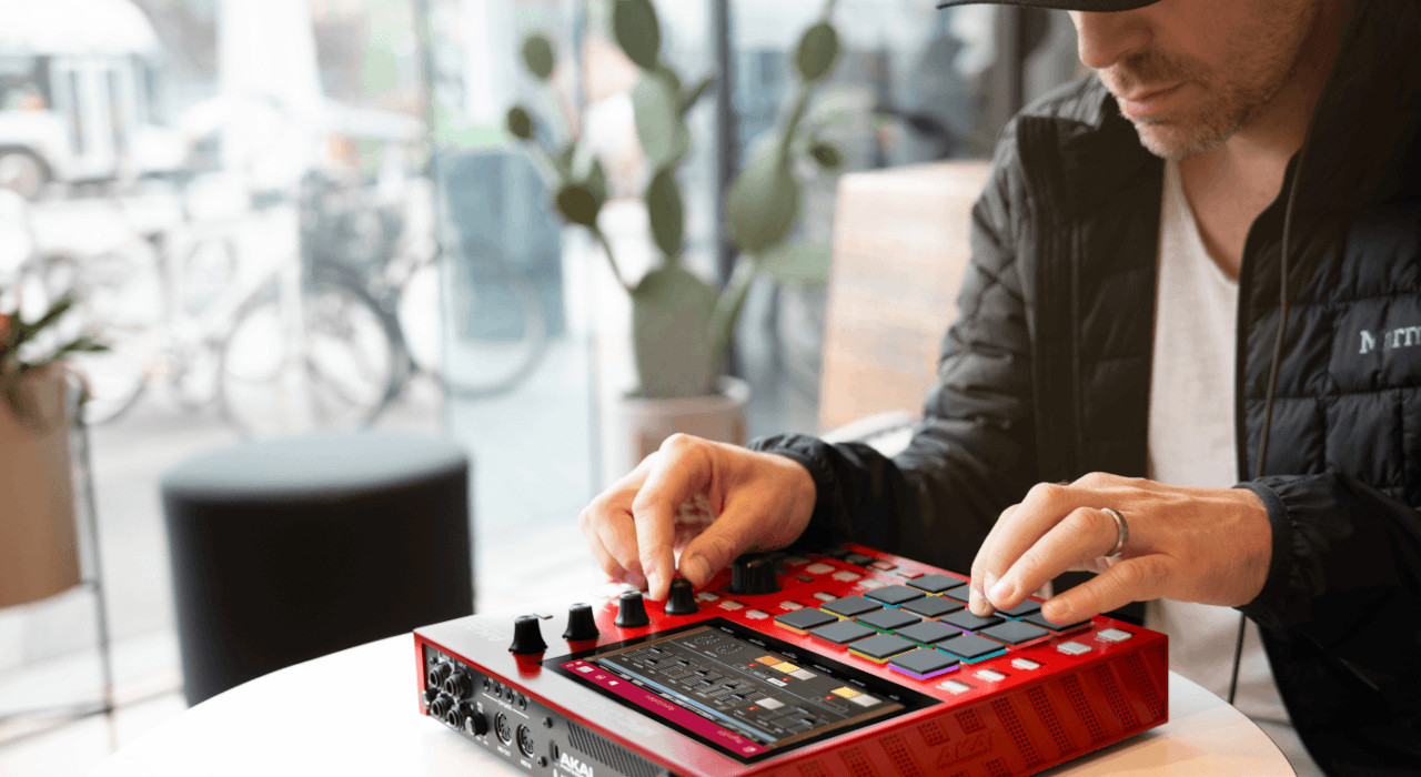 AKAI MPC ONE + Samodzielna stacja robocza typu MPC - zdjęcie 7