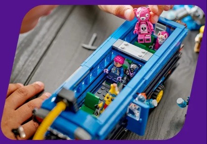 LEGO FORTNITE 77073 Bus bojowy - zdjęcie 4