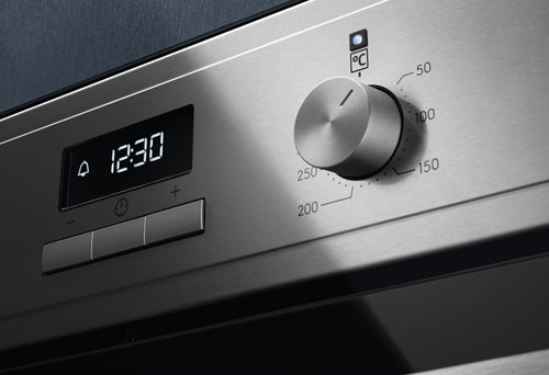 Piekarnik ELECTROLUX EOF3H00BX - zdjęcie 4