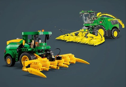 LEGO TECHNIC 42168 John Deere 9700 Forage Harvester - zdjęcie 5