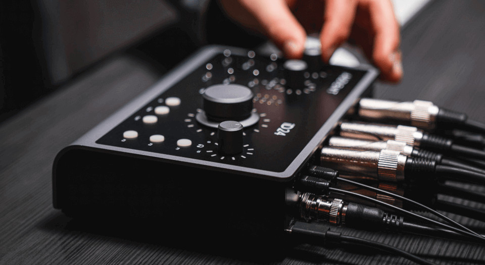 Audient iD24 - Interfejs audio USB 10x14 - zdjęcie 7