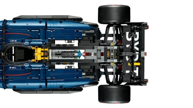 LEGO Technic 42206 Bolid F1 Oracle Red Bull Racing RB20 - zdjęcie 3