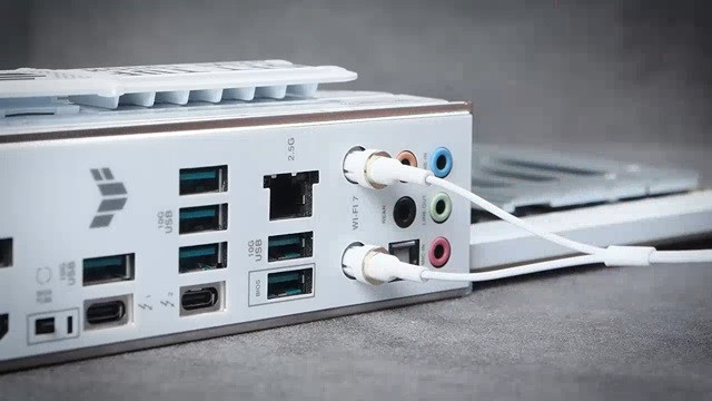 Płyta główna ASUS TUF GAMING Z890-PRO WIFI (90MB1IR0-M0EAY0) - zdjęcie 33